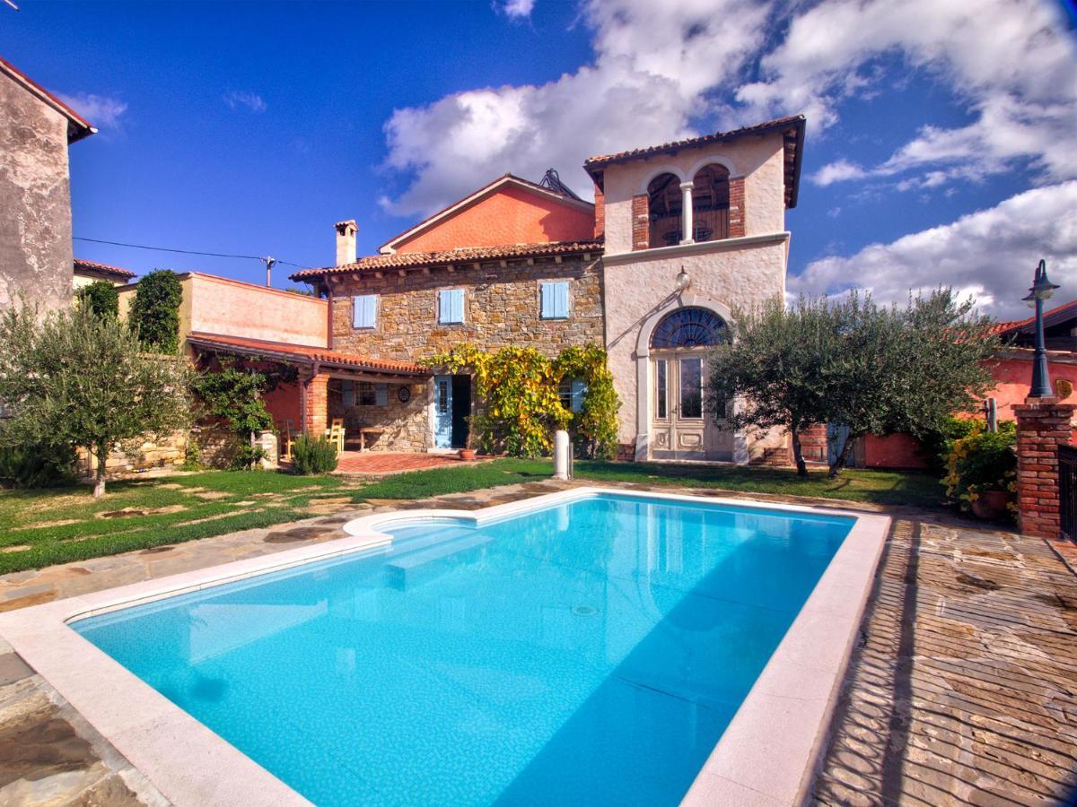 Villas Lopar *